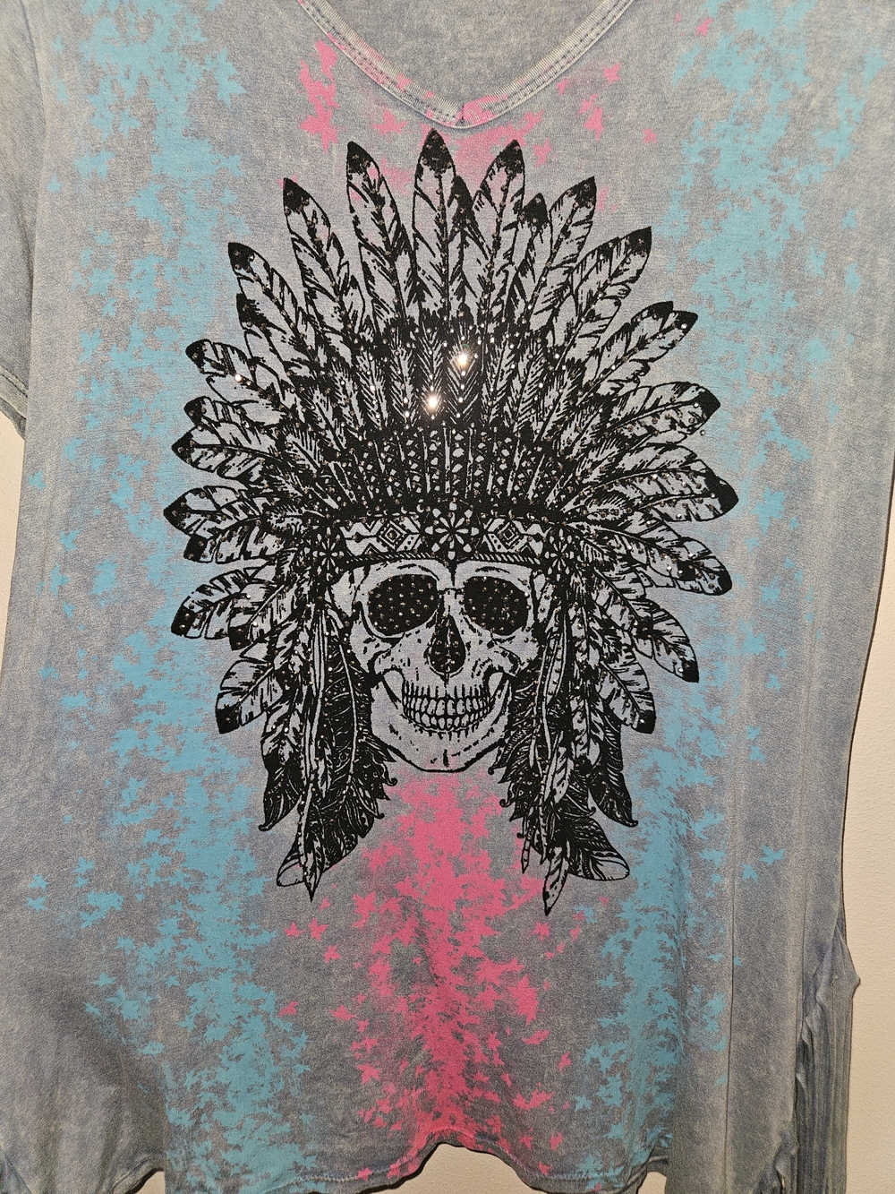 Vocal Blue Fringe Short Sleeve Tee with Pink & Teal Splatter - Picture 2 of 8